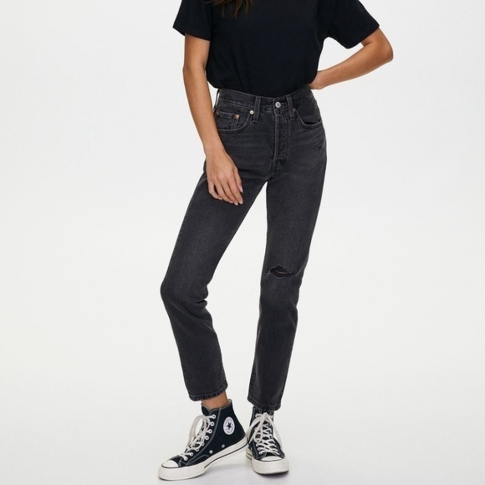 Levi's 501 Skinny Jean in Black Mail size 26